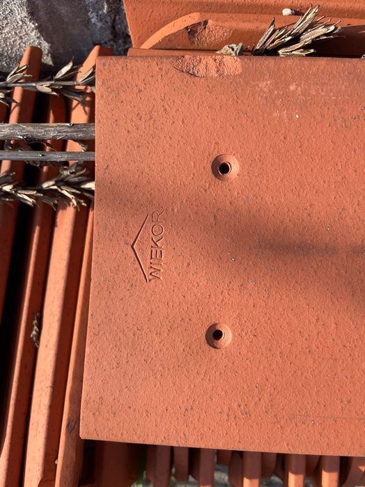 Dachówka nowa dobry stan karpiówka