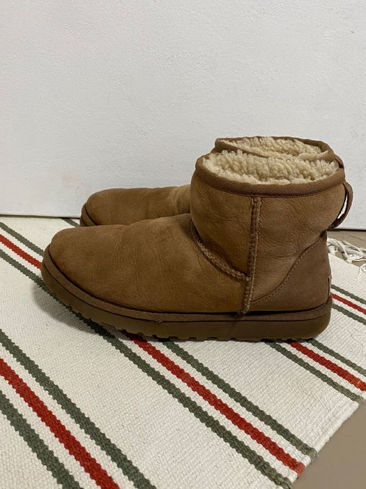 Оригінальні укорочені UGG б/у