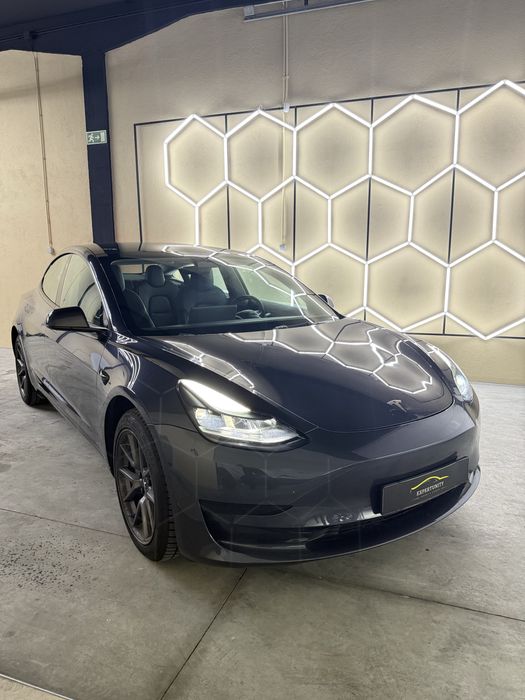 Tesla Model 3 Standard Range plus LFP Facelift