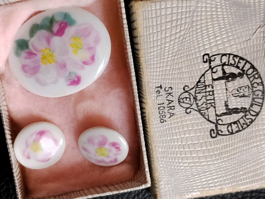 Kolekcjonerskie Guziki  1917rok. Porcelana