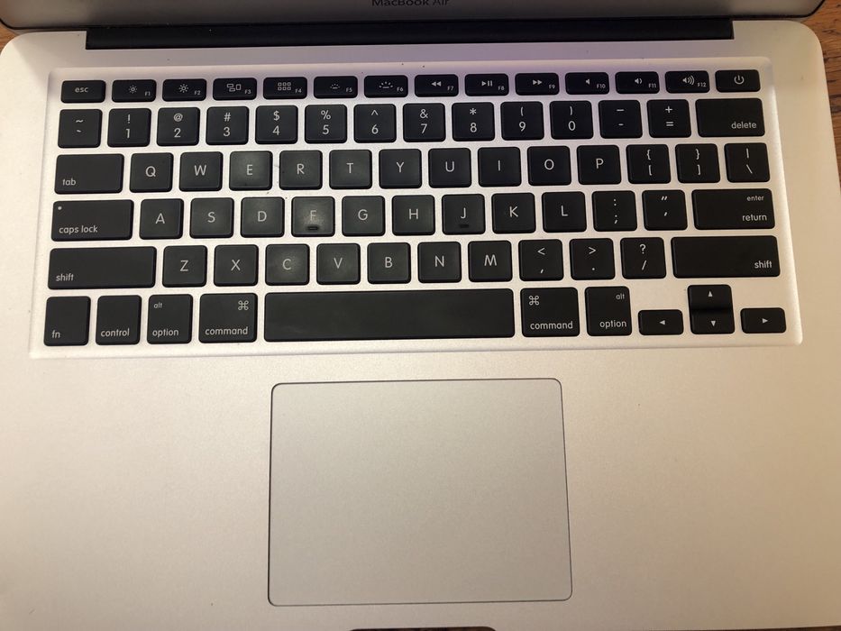 Apple MacBook Air 13'' 8ram/512GB 2017р. 200циклів