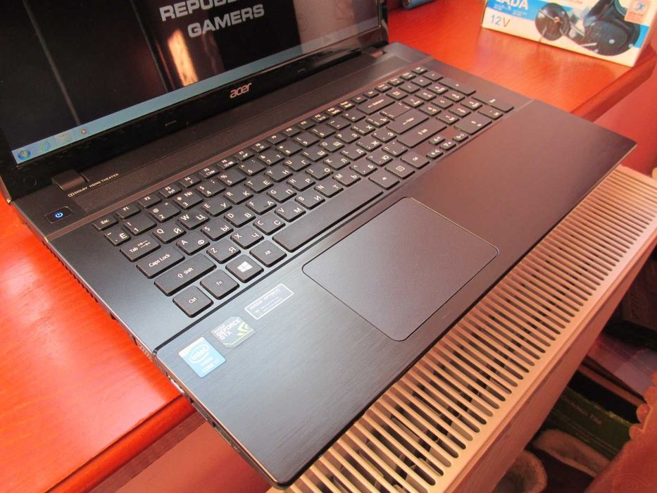 ІГРОВИЙ Великий 17.3"/+i7-8 ядр 3.4GHz+GTX 4Gb 128bit nVidia Geforce+16Gb, Ноутбук