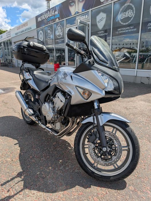 Мотоцикл Honda CBF600S MoToBaZa