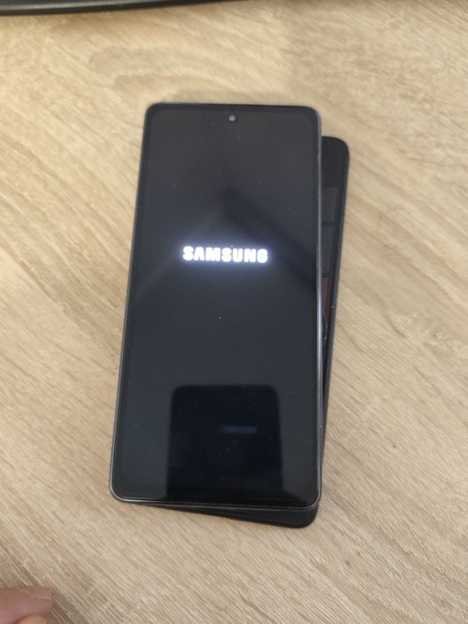 Продам Самсунг s20fe