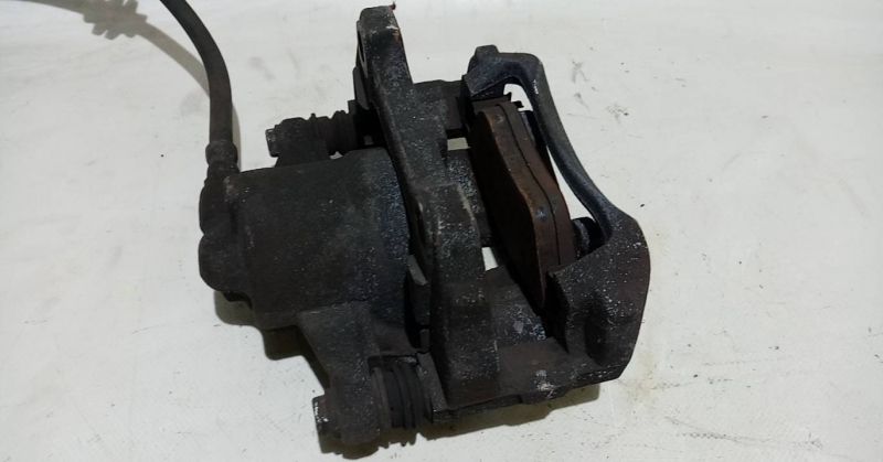 Pinça travão / maxila de travão frente direita FIAT Grande Punto (199_