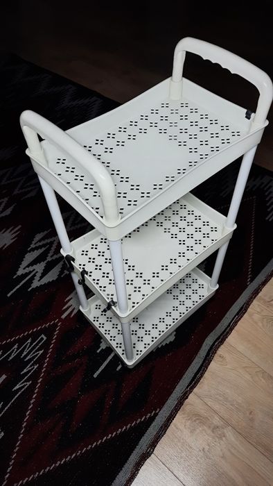 Стелаж на колесах