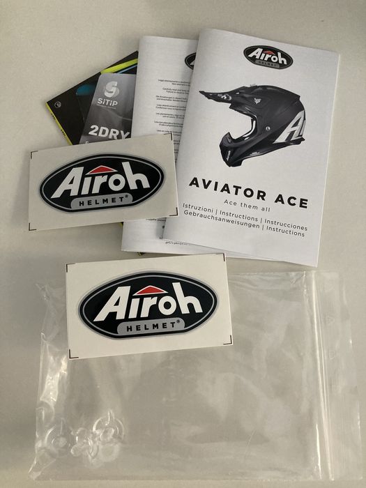 Capacete cross Airoh Aviator Ace Novo