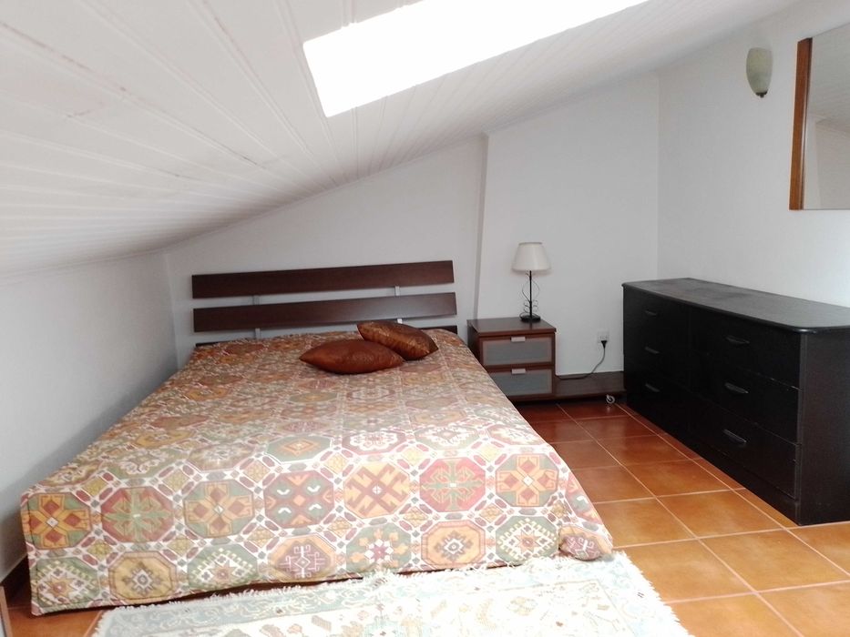 Quarto para arrendamento mensal