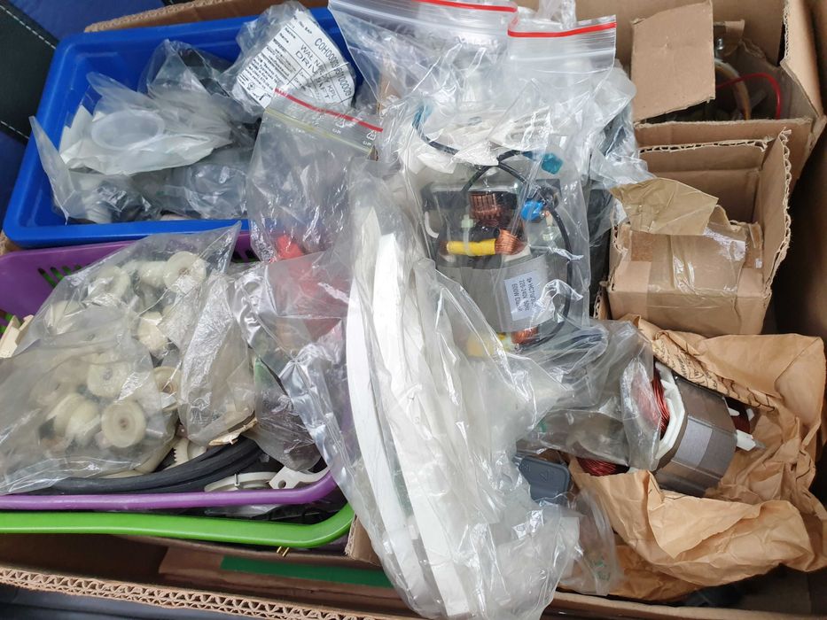 Zelmer - silniki, wirniki, tarcze, filtry, magnetrony - nowe, różne.