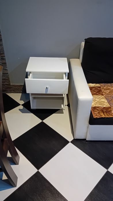 Stoliki nocne nowe tapicerowane w dwóch kolorach