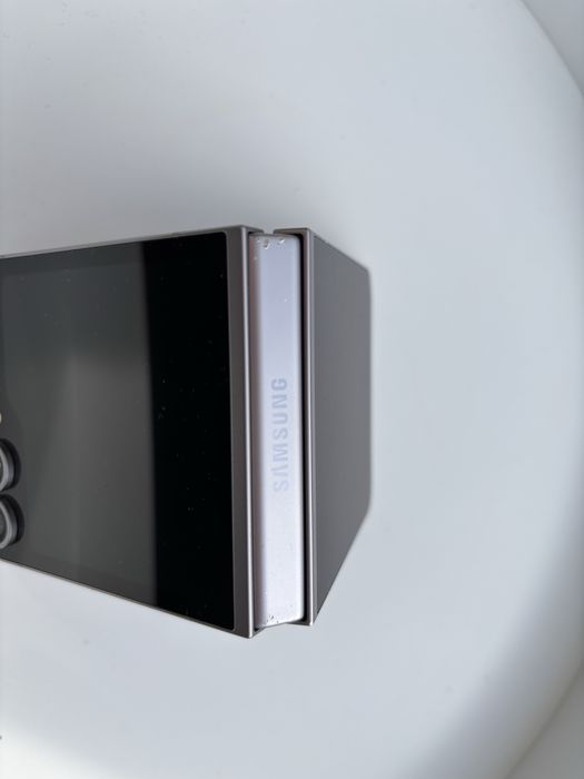 Samsung flip 6 stan bardzo dobry