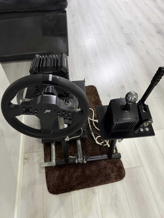 Setup Sim Racing Completo - Fanatec CSL DD 8Nm, ClubSport Shifter SQ, Handbreak, Loadcell