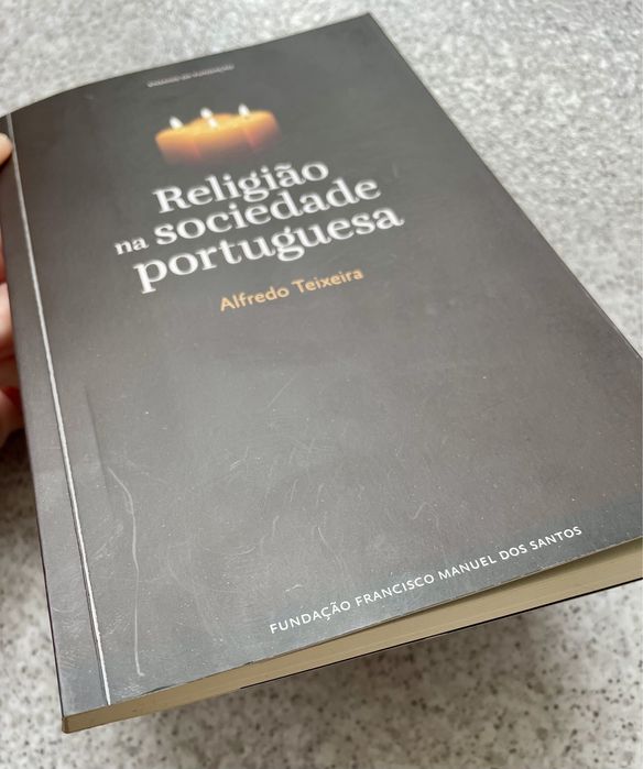 Livro: "Religião na sociedade portuguesa"
