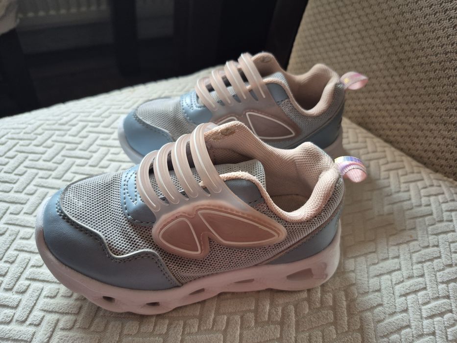 Adidasy świecące Ccc 27