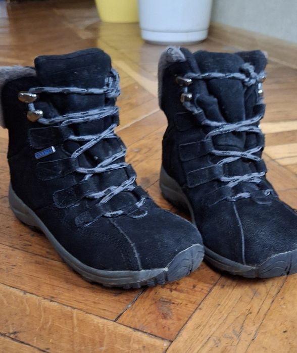 Зимние замшевые ботинки 38 р.