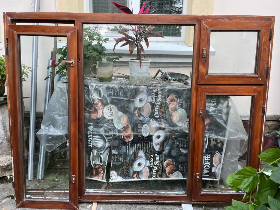 Вікна деревʼяні склопакети