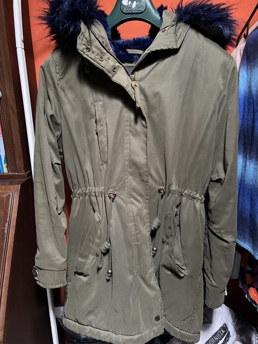 Casaco com pelo azul