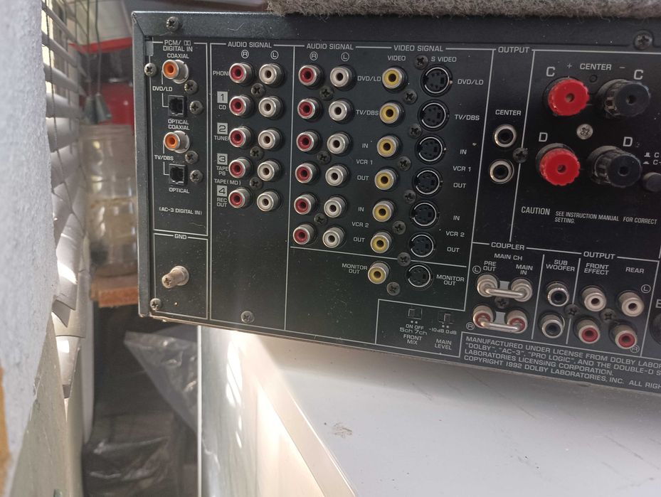 Amplificador Home Cinema YAMAHA DSP-A1092