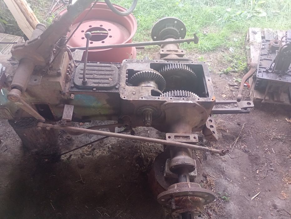 Sprzedam części do ciągnika Zetor 50 super.