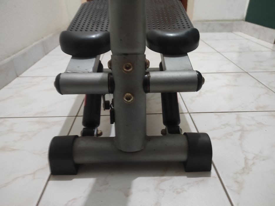 Step com apoio de mãos