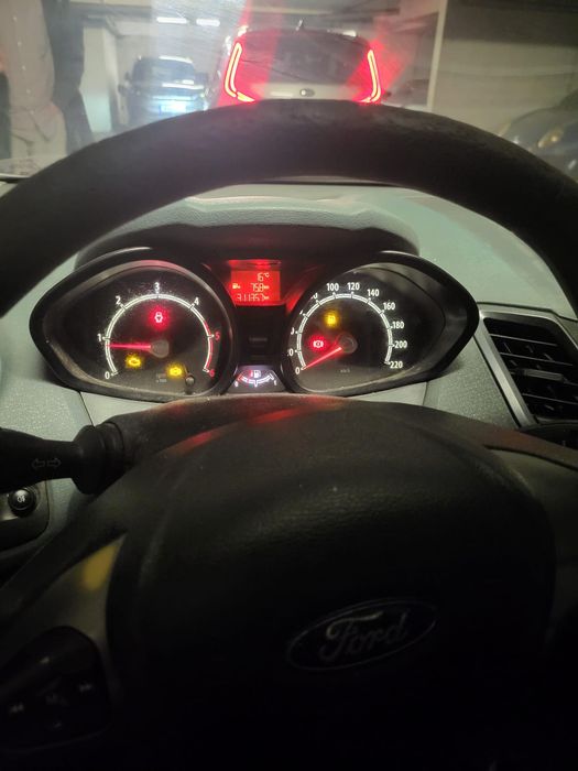 Ford Fiesta comercial