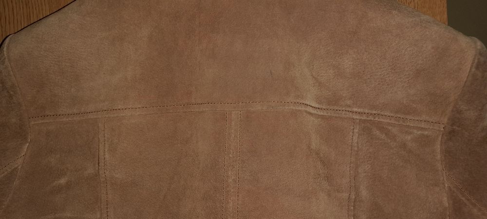 Blusão em camurça Mango