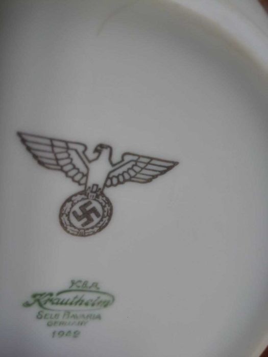 Кувшин со свастикой (1942 год) K&A Krautheim Selb Bavaria.