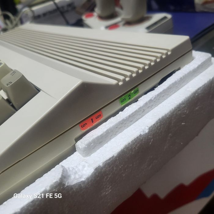 Commodore 64 retro Night Moves Mindbenders