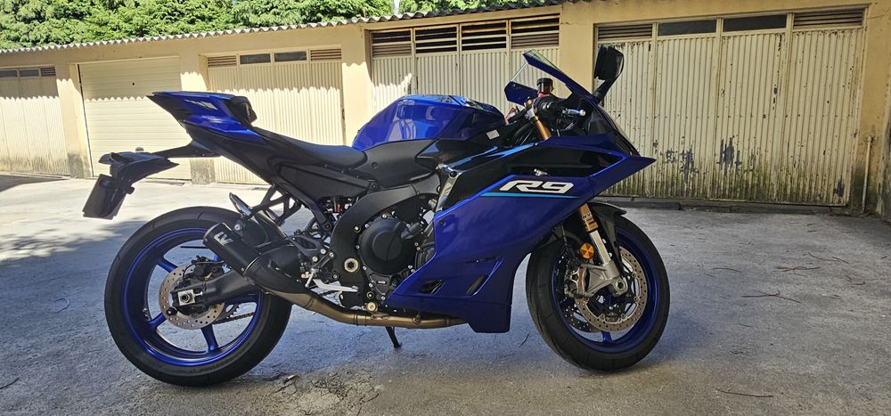 Yamaha R9 2026 icon blue