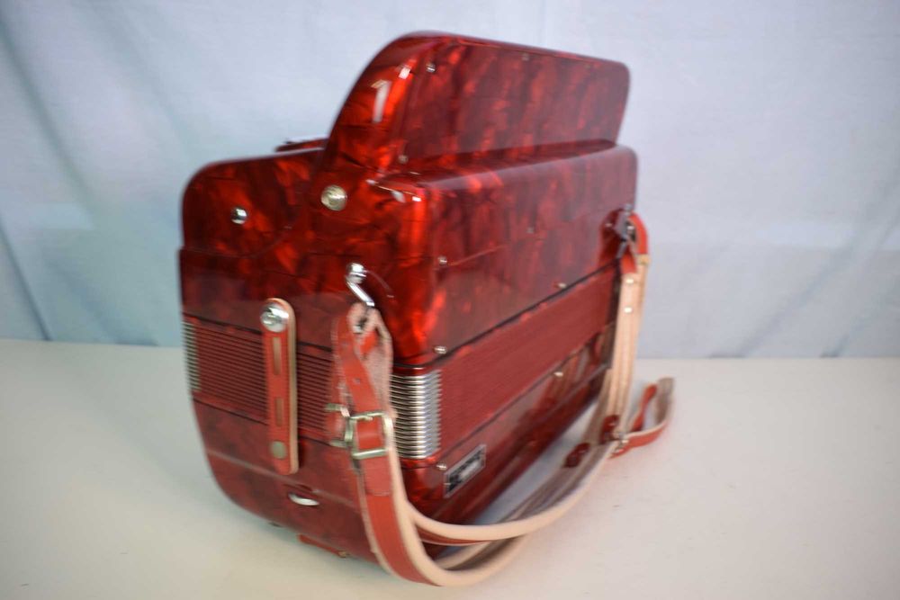 Acordeao Crucianelli 3 Voz. N  115