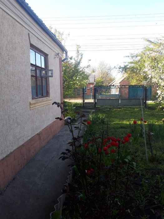 Приватний будинок.Продам або здам.