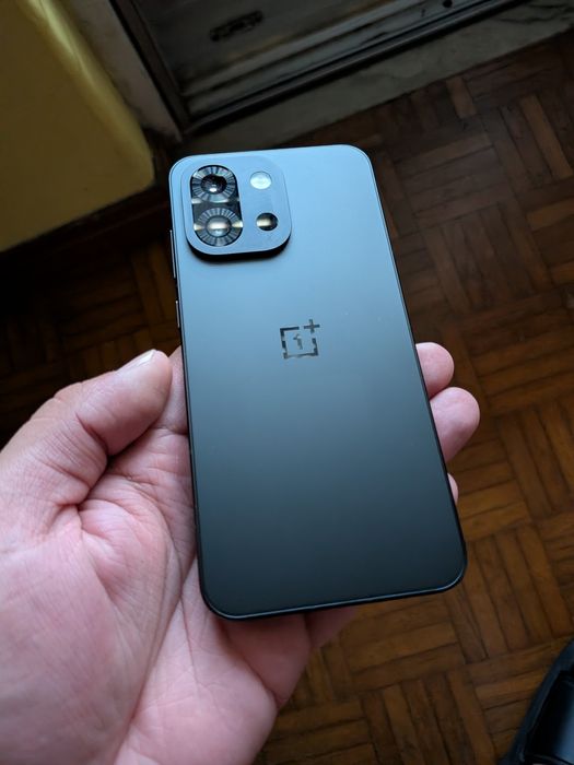 Oneplus 13s como novo