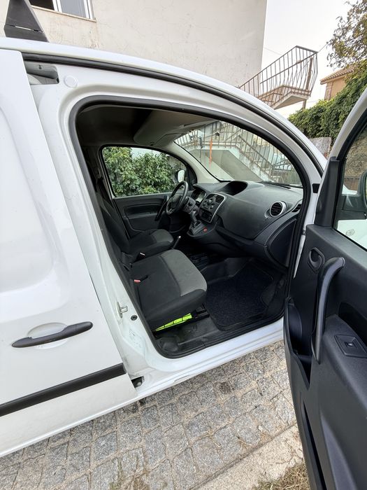 Renalt kangoo maxi