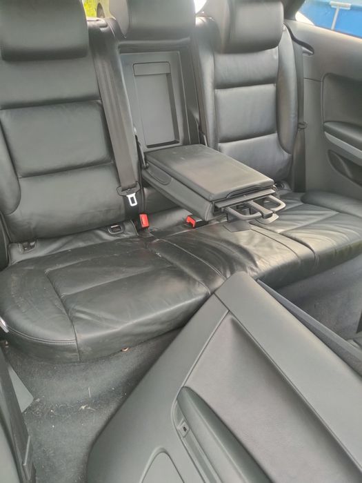 Audi A3 S3 8P kanapa tył skóra podłokietnik tył tylny McDonald uchwyt