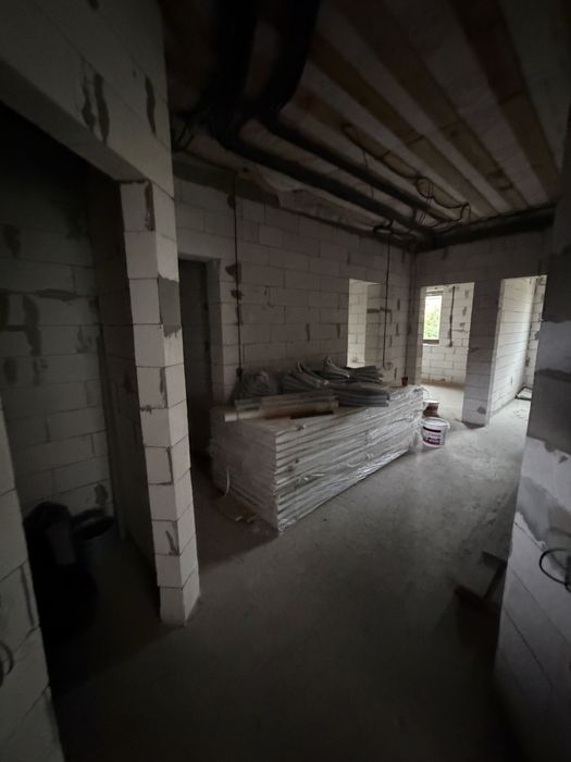 Продам Будинок 170м2, гараж на 2ві машини, 10 соток, +гостьовий будинок вул. Яновського