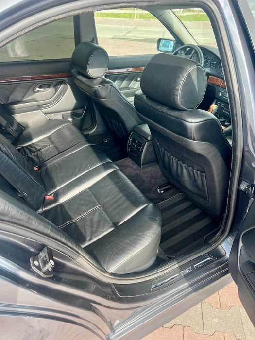 BMW 523i 170KM e39