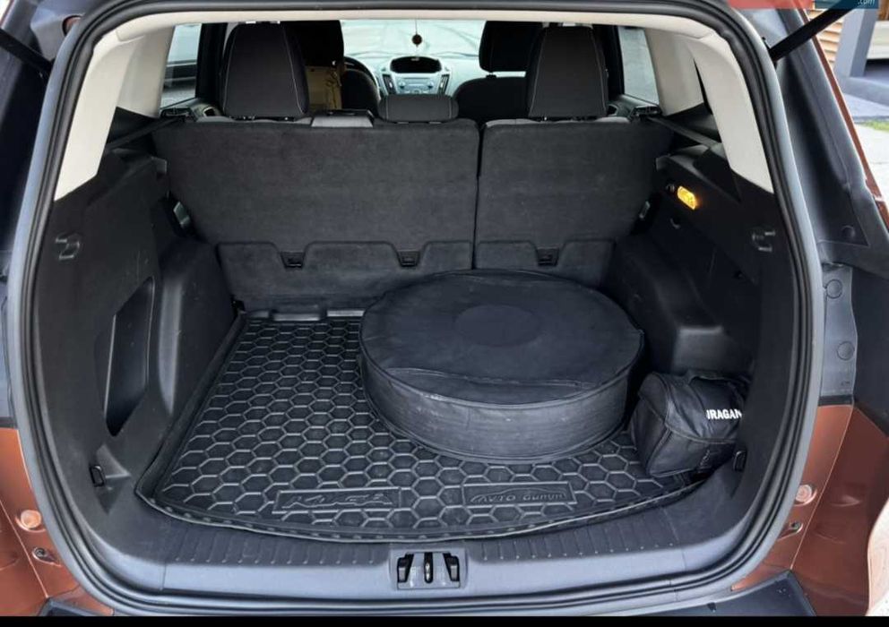 Продам FORD ESCAPE 2017р.