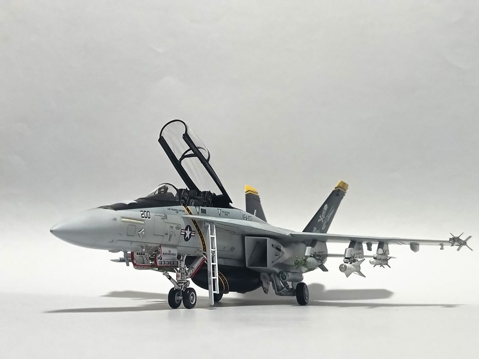 Готові збірні моделі на замовлення