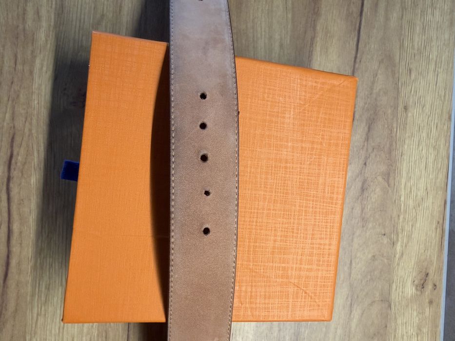 Skòrzany pasek Louis Vuitton czarny srebrny 110cm