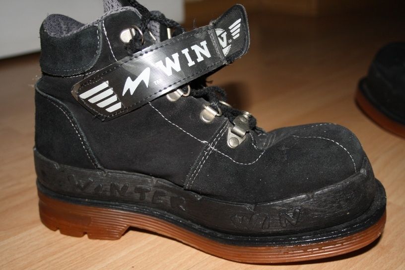 Workery botki trekkingowe Trapery 38