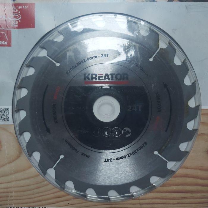 Tarcza do cięcia drewna 200x30x2,6 24z Kreator