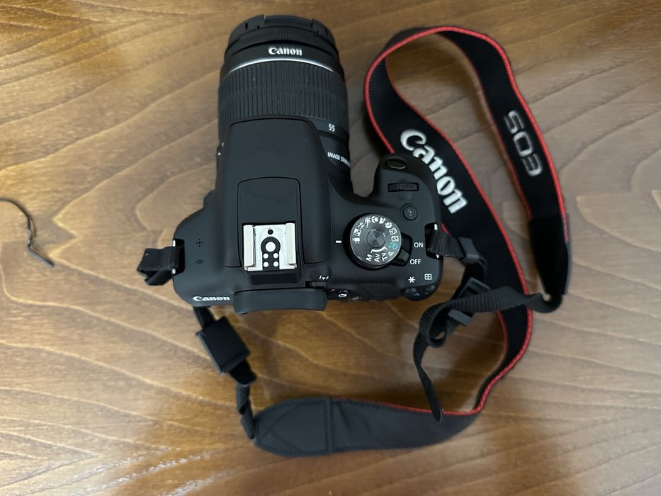 Canon EOS 2000D EF-S 18-55 IS II KIT