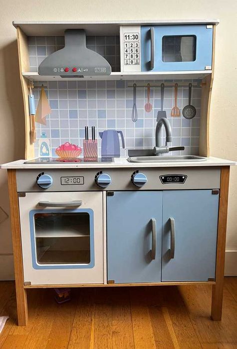 Cozinha de brinquedo com luz, som e exaustor