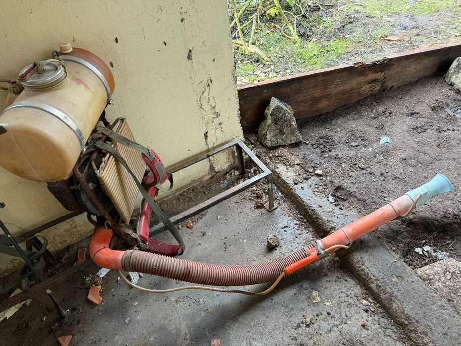 Vendo Máquina SULFATAR vinha a MOTOR