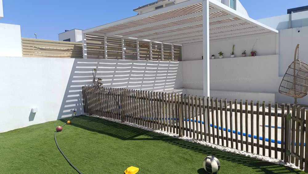 Cerca de Madeira Completa c/ Portas – Jardim/Piscina