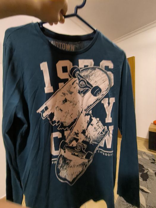 Diversas t shirt e camisolas rapaz entre 12 a 14 anos. Cada uma a 3 eu