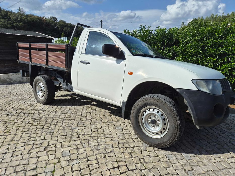 Mitsubichi L200 2.5 DI-D 4X4 Cab. Simp. 2L