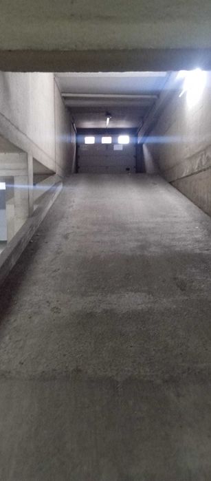 Vendo ou Alugo Garagem