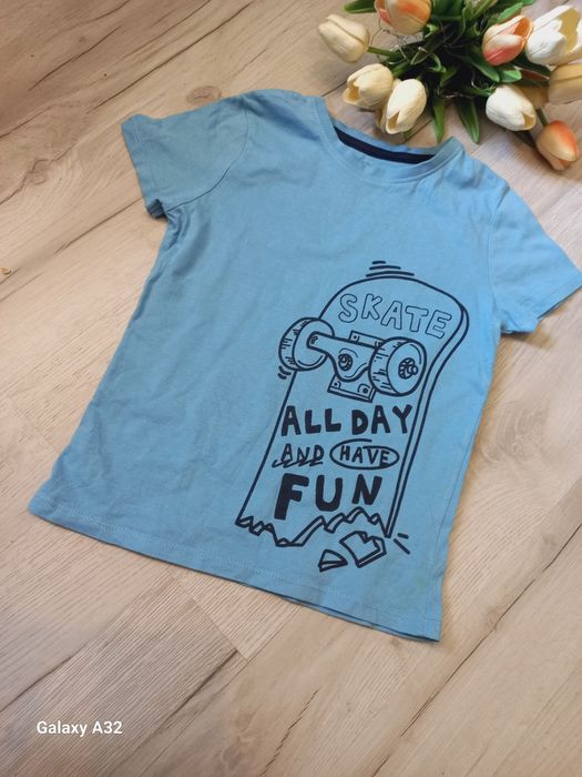 Koszulka dla chłopca 122cm