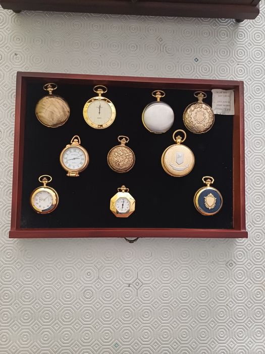 Coleção de 30 relógios de bolso